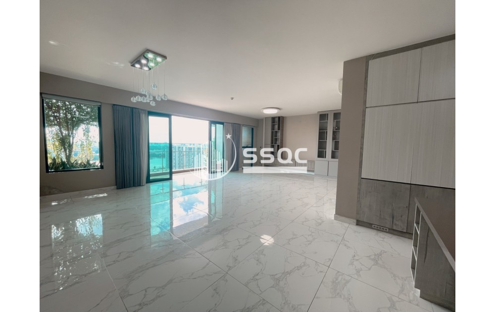 FOR SALE: 4-BEDROOM APARTMENT 239 SQM – HIGH FLOOR – RENTAL INCOME 75M VND/MONTH – 38 BILLION VND